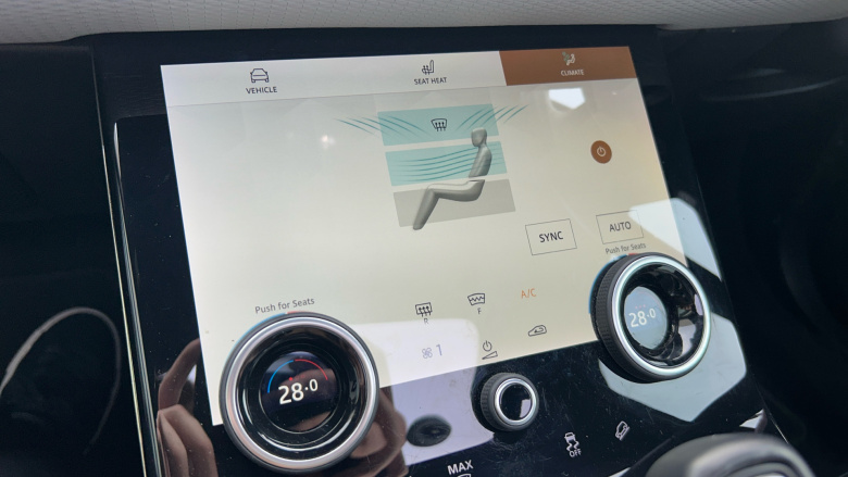 Land Rover Range Rover Evoque 1.5 P300e Evoque Edition 5dr Auto Hatchback